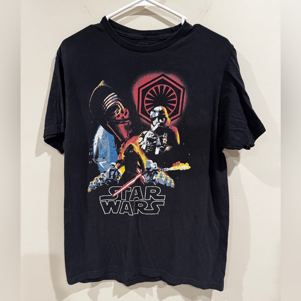 Star Wars Black Graphic T-Shirt‎ - Medium